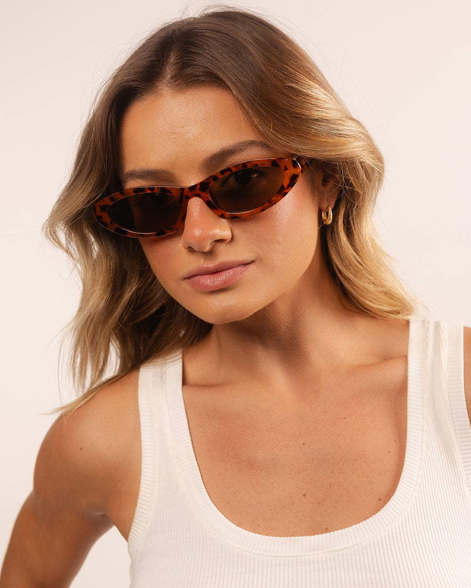 SIENA Cat-Eye Sunglasses — Bold Elegance & Timeless Presence
