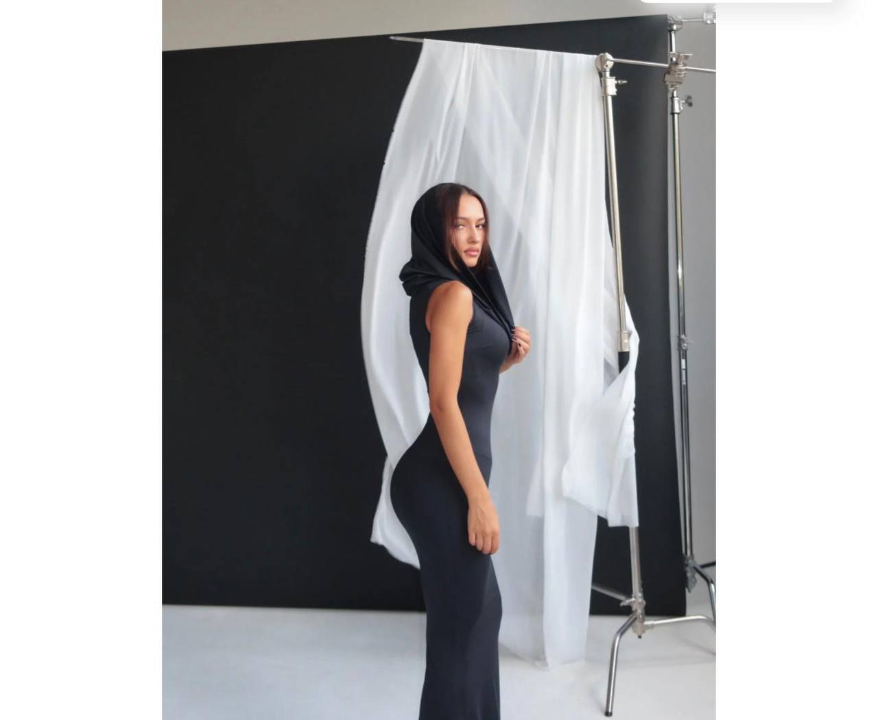 MICRO FABRIC LYCRA LONG HOODED DRESS